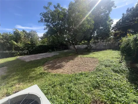 58 NE 117th Street Miami FL 33161