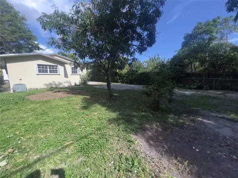 58 NE 117th Street Miami FL 33161