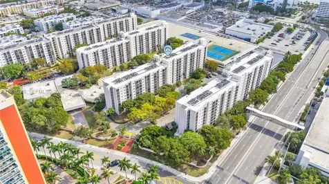 16919 N Bay Road Sunny Isles Beach FL 33160