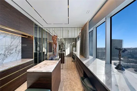 120 Ocean Drive Miami Beach FL 33139