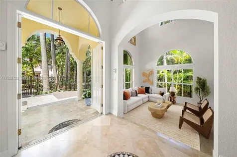 3211 Morris Lane Coconut Grove FL 33133