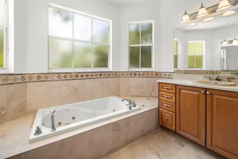 3211 Morris Lane Coconut Grove FL 33133
