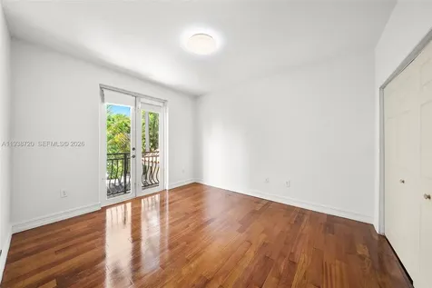 3211 Morris Lane Coconut Grove FL 33133