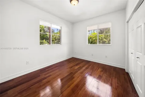 3211 Morris Lane Coconut Grove FL 33133