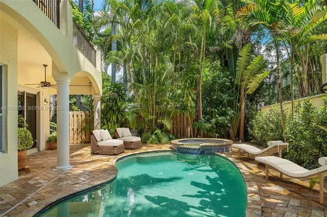 3211 Morris Lane Coconut Grove FL 33133