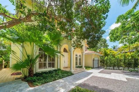 3211 Morris Lane Coconut Grove FL 33133