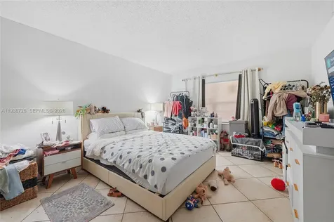 18101 NW 68th Avenue Hialeah FL 33015