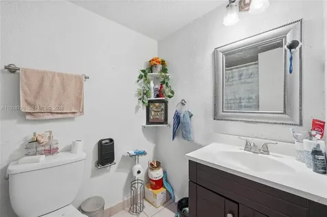 18101 NW 68th Avenue Hialeah FL 33015