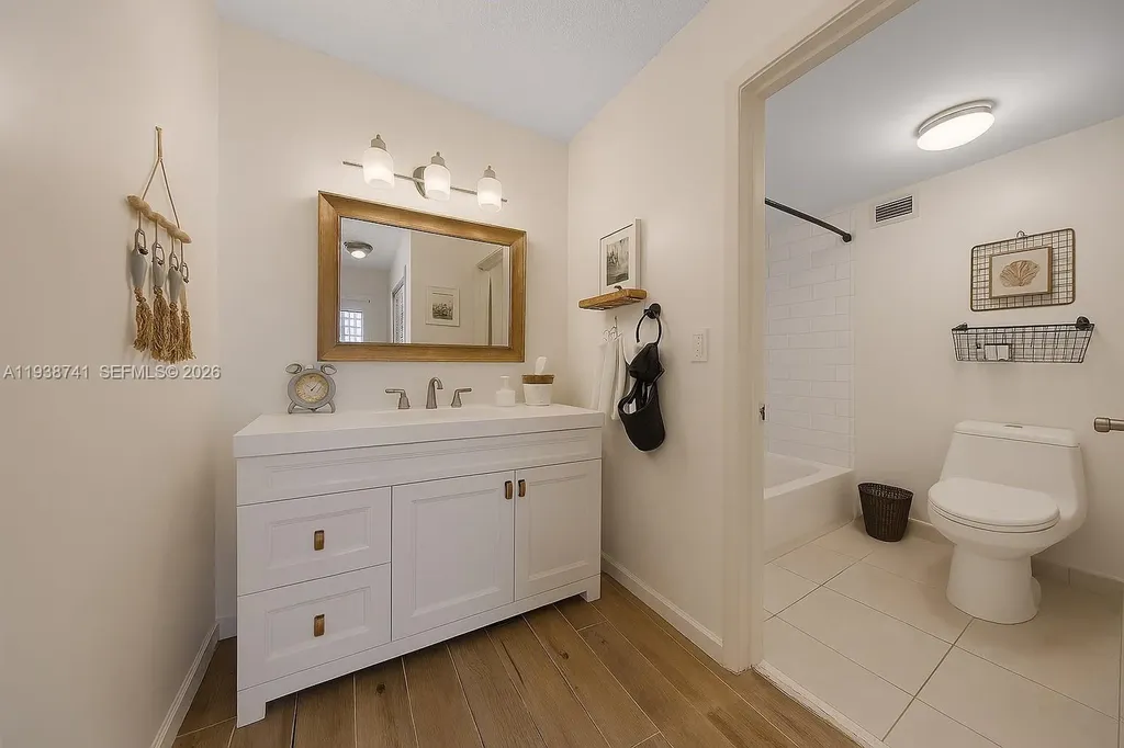 3800 S Ocean Drive Hollywood FL 33019