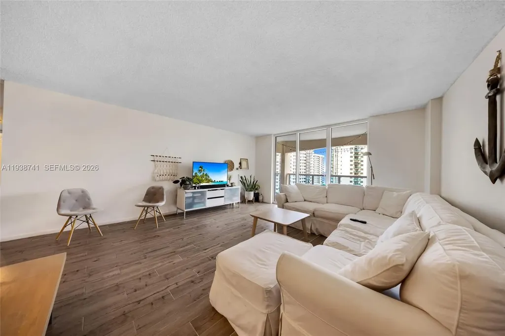 3800 S Ocean Drive Hollywood FL 33019