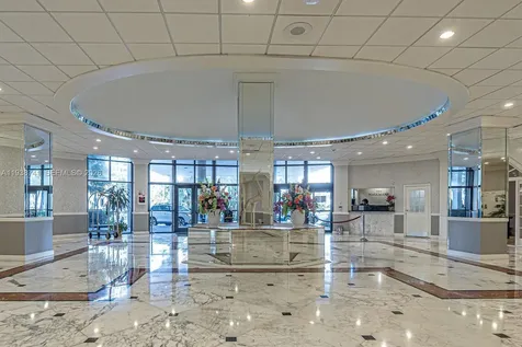 3800 S Ocean Drive Hollywood FL 33019