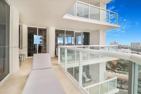 18671 Collins Avenue Sunny Isles Beach FL 33160