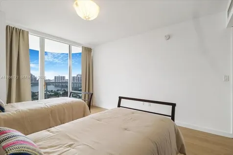 18671 Collins Avenue Sunny Isles Beach FL 33160