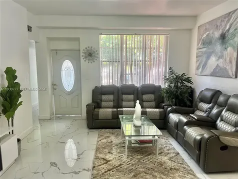 289 NW 109th Street Miami FL 33168