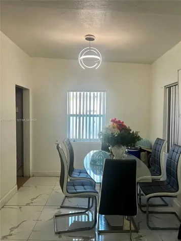 289 NW 109th Street Miami FL 33168