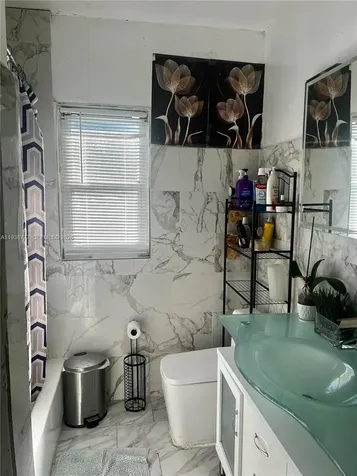 289 NW 109th Street Miami FL 33168
