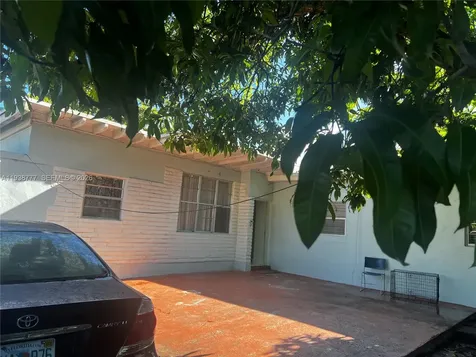 289 NW 109th Street Miami FL 33168