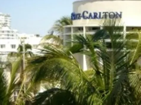 100 Lincoln Road Miami Beach FL 33139