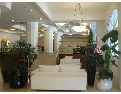 100 Lincoln Road Miami Beach FL 33139