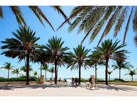 100 Lincoln Road Miami Beach FL 33139