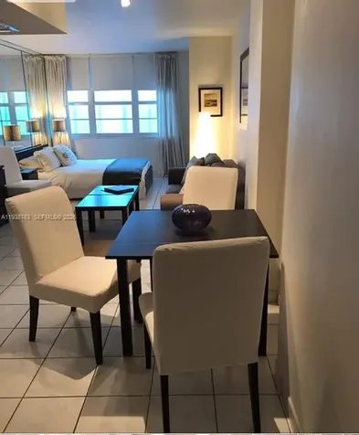 100 Lincoln Road Miami Beach FL 33139