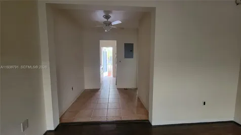 1050 Pennsylvania Avenue Miami Beach FL 33139