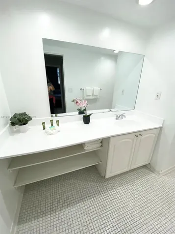 4001 S Ocean Drive Hollywood FL 33019