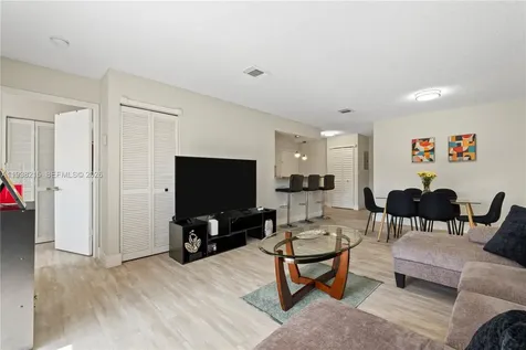 4736 NW 114th Avenue Doral FL 33178