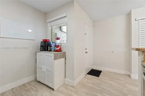 4736 NW 114th Avenue Doral FL 33178