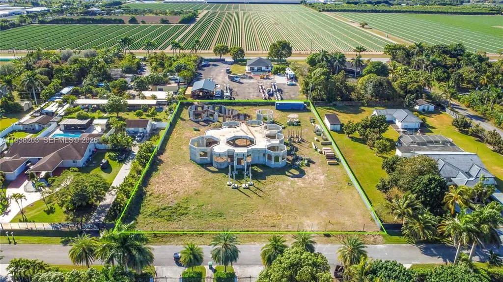 21320 SW 246th Street Unincorporated Dade FL 33031