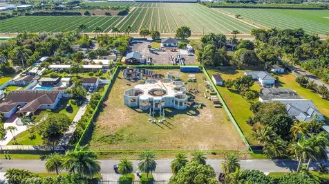 21320 SW 246th Street Unincorporated Dade FL 33031