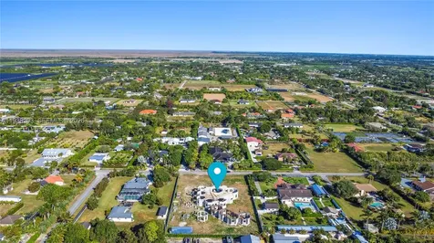 21320 SW 246th Street Unincorporated Dade FL 33031