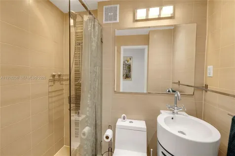 255 W 24th Street Miami Beach FL 33140