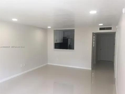 1550 NE 191st Street Miami FL 33179