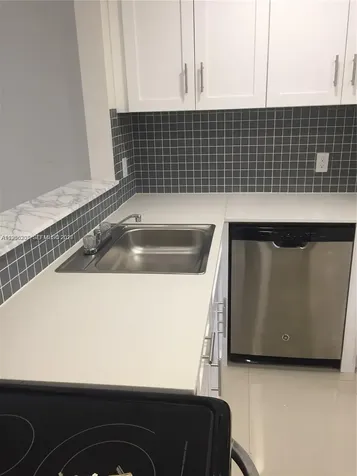 1550 NE 191st Street Miami FL 33179