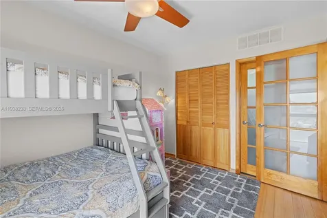 3675 N Country Club Drive Aventura FL 33180