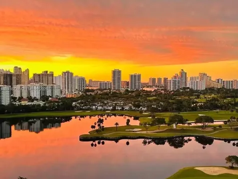 3675 N Country Club Drive Aventura FL 33180