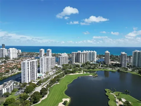3675 N Country Club Drive Aventura FL 33180
