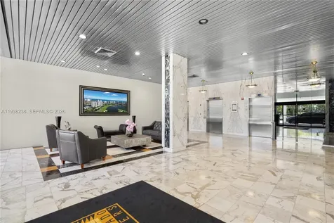 3675 N Country Club Drive Aventura FL 33180