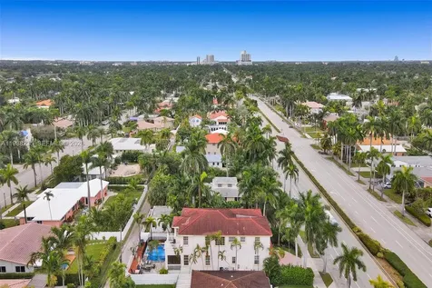 832 Hollywood Boulevard Hollywood FL 33019