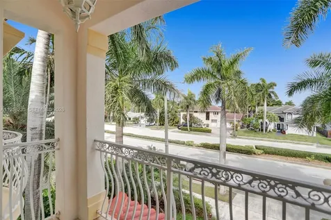 832 Hollywood Boulevard Hollywood FL 33019