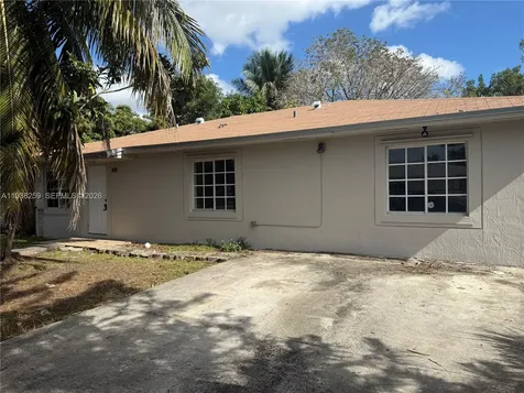 1330 NW 7th Court Florida City FL 33034