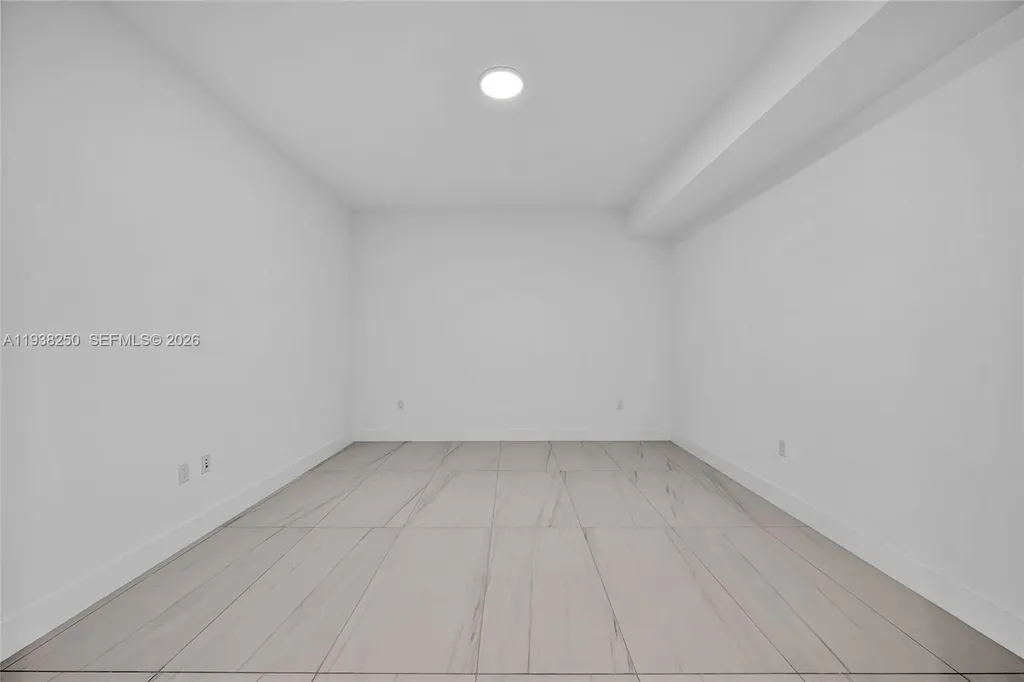 151 N Seabreeze Fort Lauderdale FL 33304