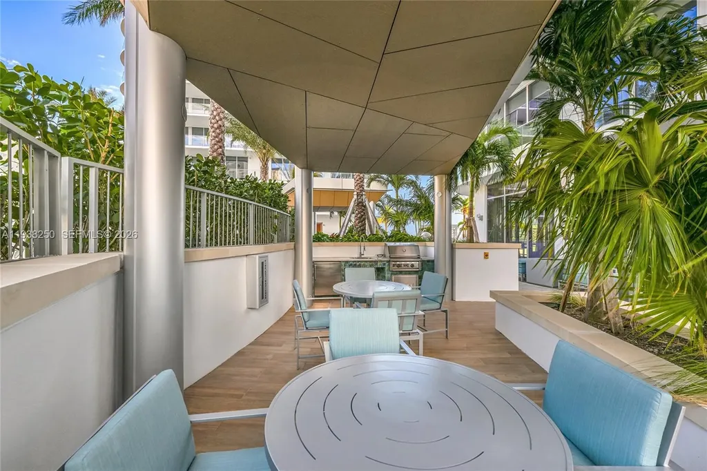 151 N Seabreeze Fort Lauderdale FL 33304