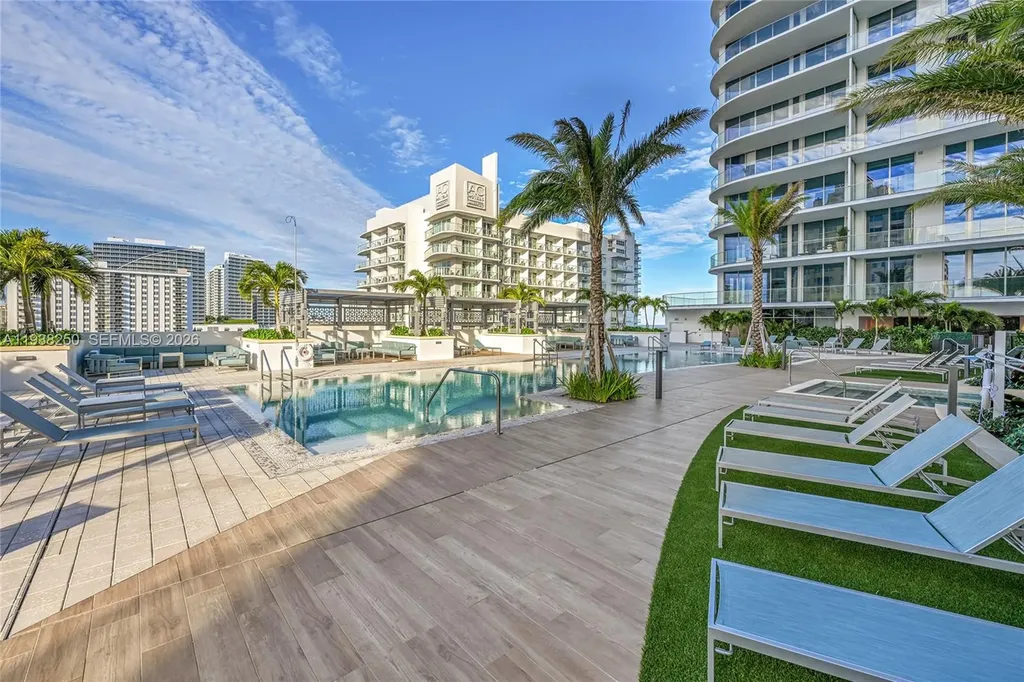151 N Seabreeze Fort Lauderdale FL 33304