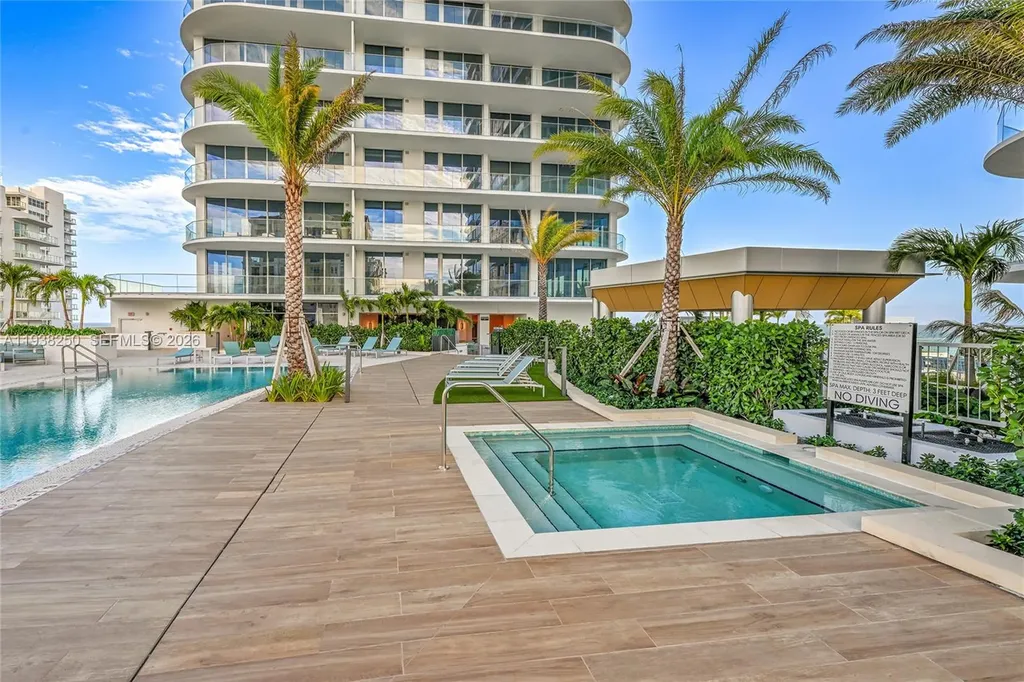 151 N Seabreeze Fort Lauderdale FL 33304