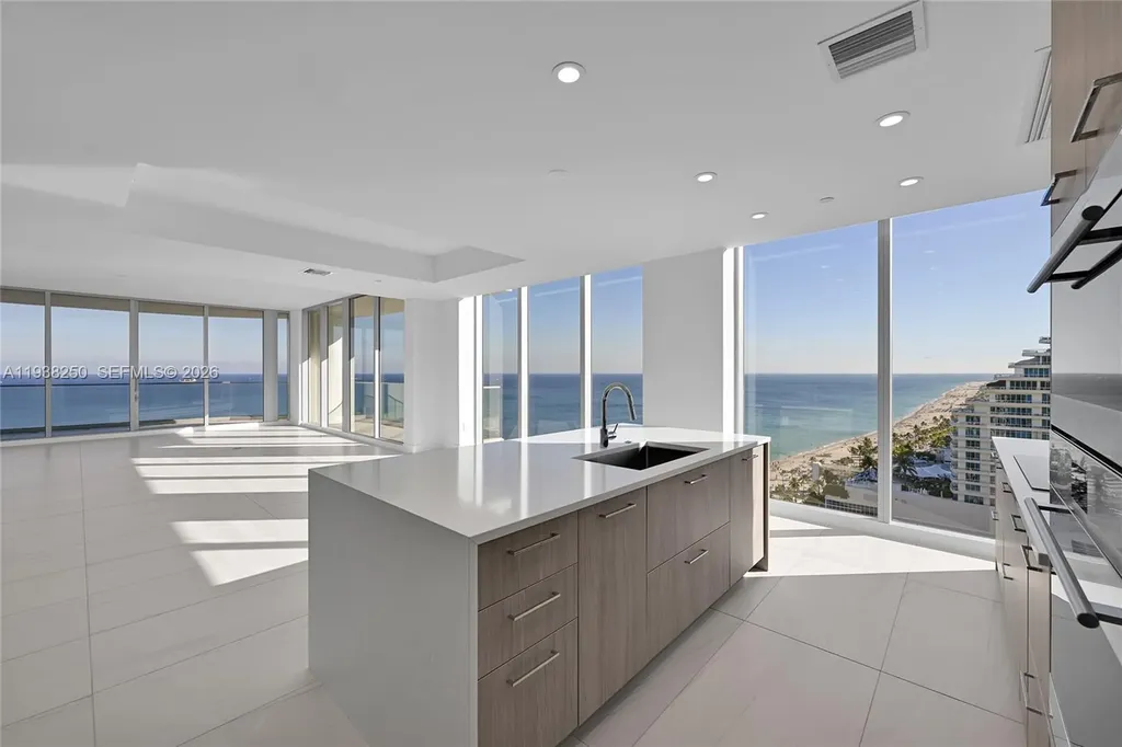 151 N Seabreeze Fort Lauderdale FL 33304