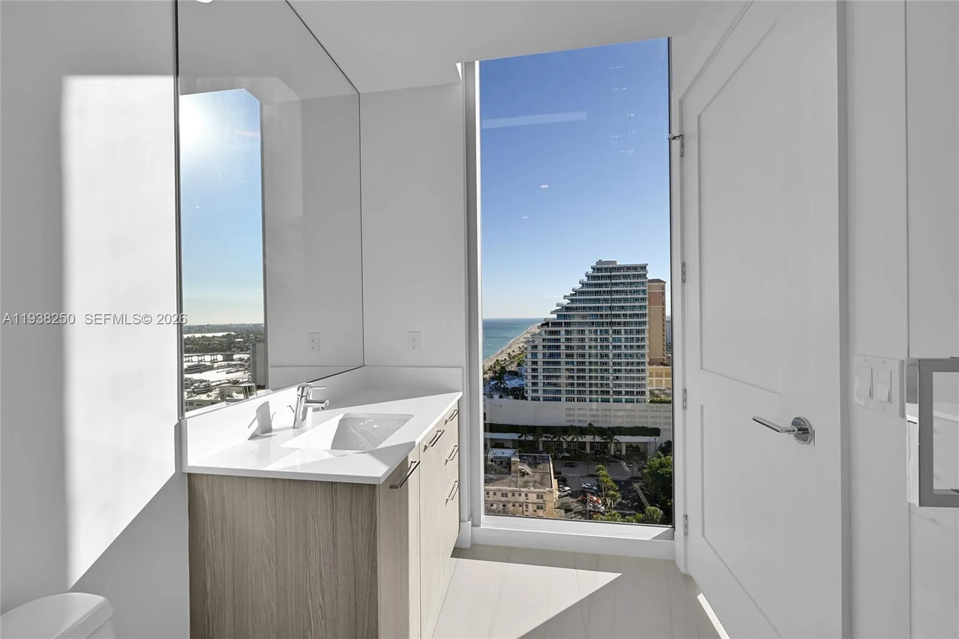 151 N Seabreeze Fort Lauderdale FL 33304