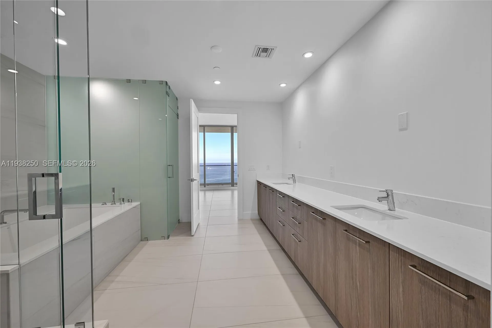 151 N Seabreeze Fort Lauderdale FL 33304