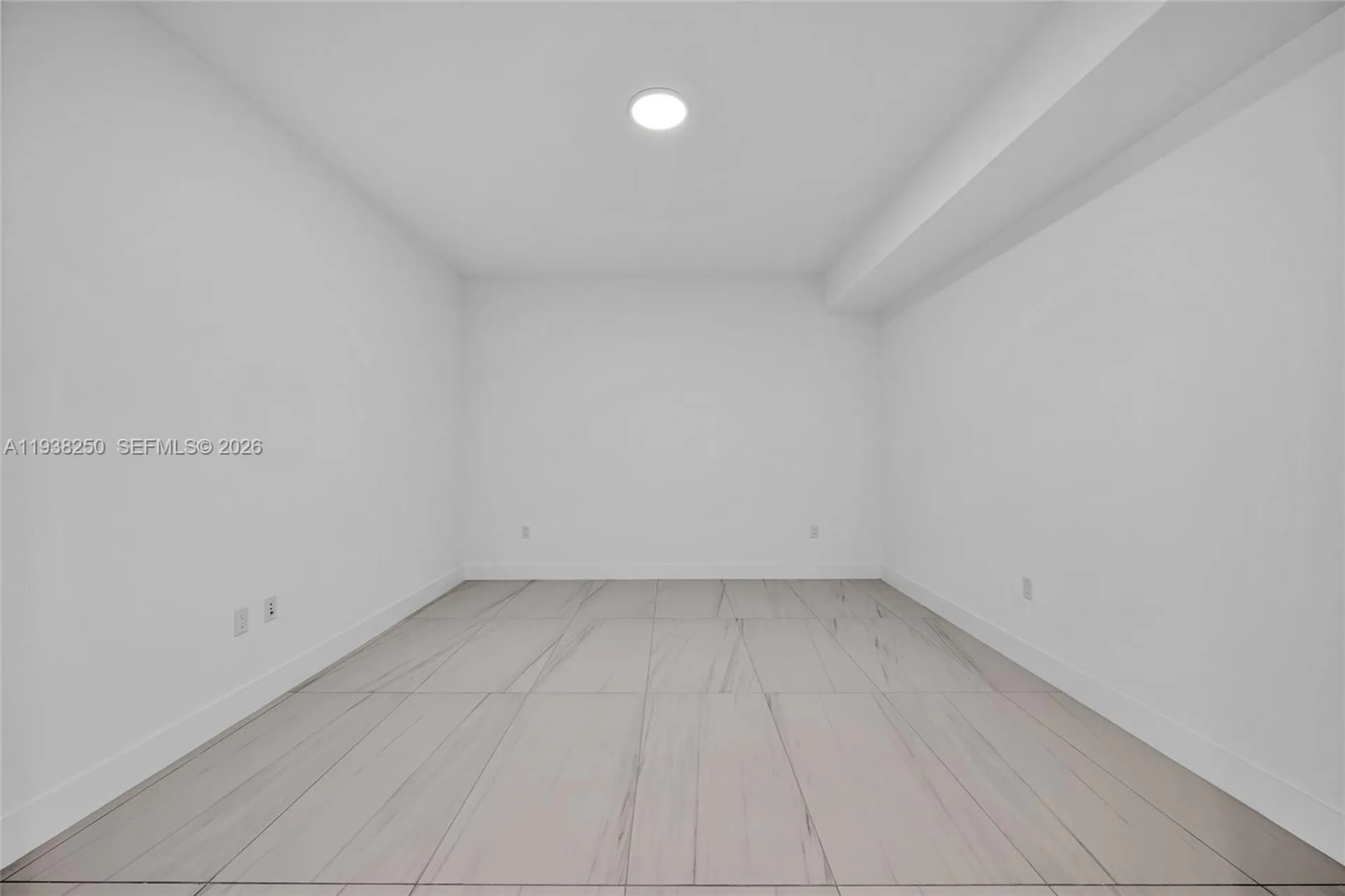 151 N Seabreeze Fort Lauderdale FL 33304